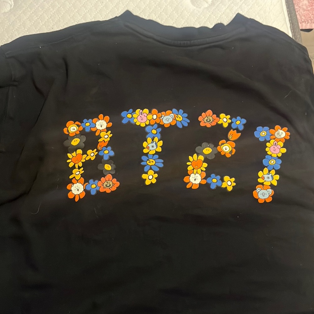 Boughy from LA BTS store never wore it